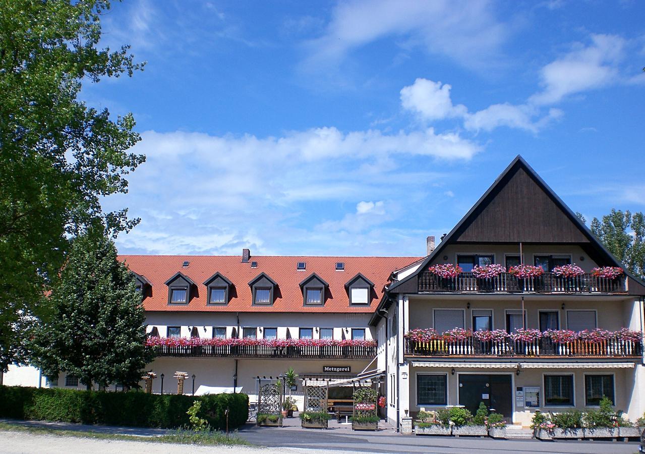 Hotel-Gasthof "Zum Bartl" Sulzbach-Rosenberg Buitenkant foto